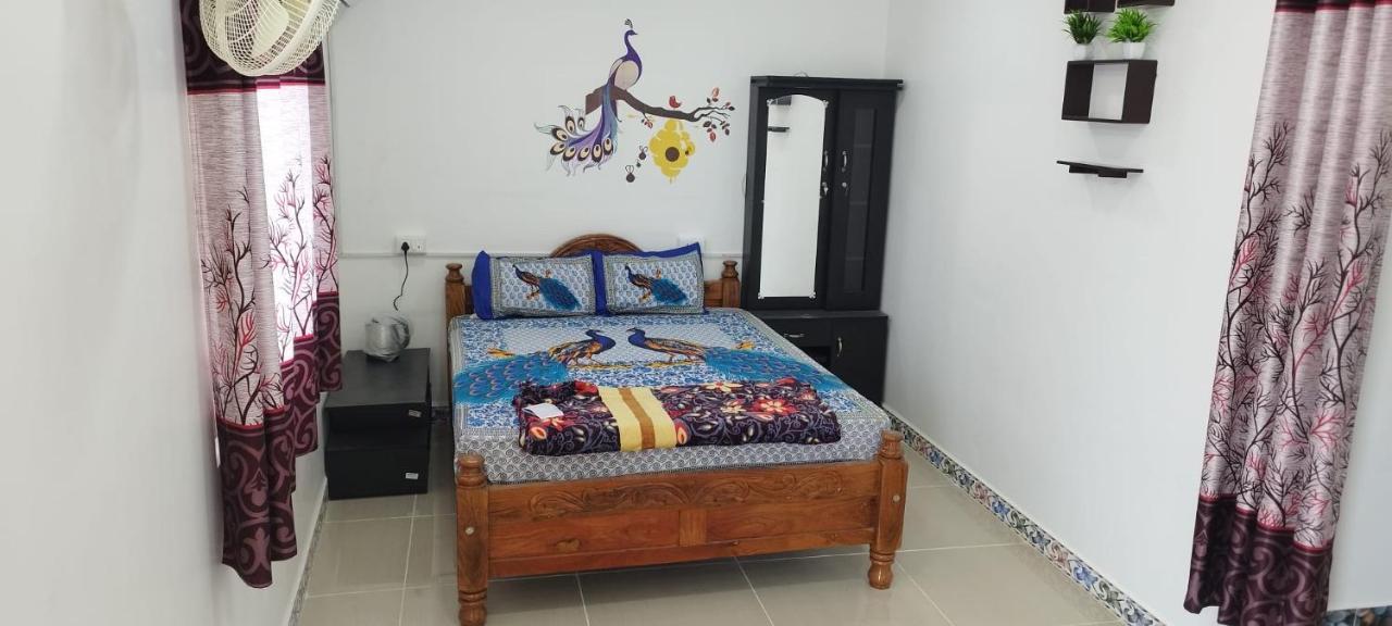 Hotel Kavieya Residency à Pūrnānkuppam Extérieur photo