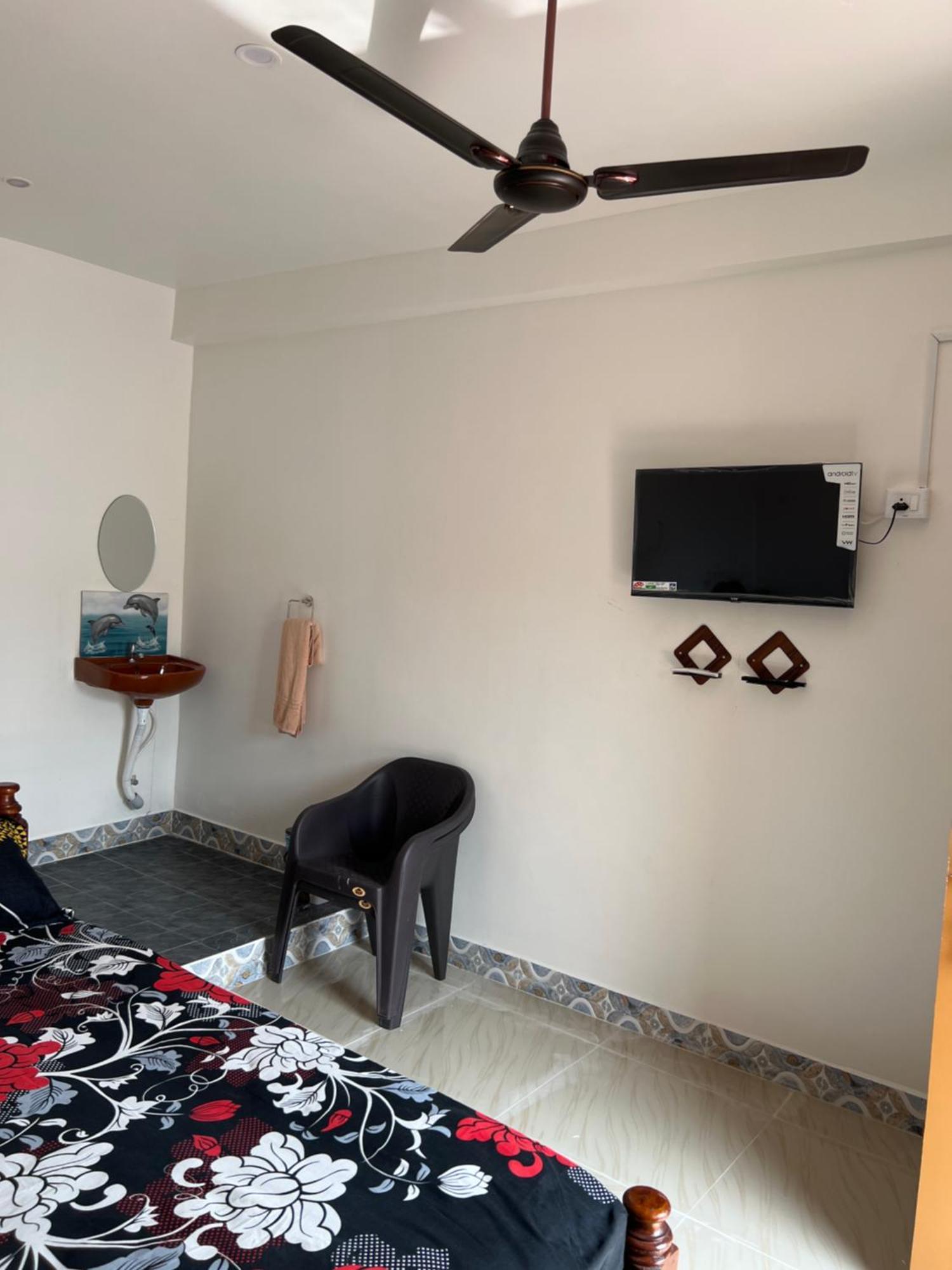 Hotel Kavieya Residency à Pūrnānkuppam Extérieur photo